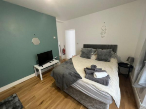 Dream Weaver Apartment